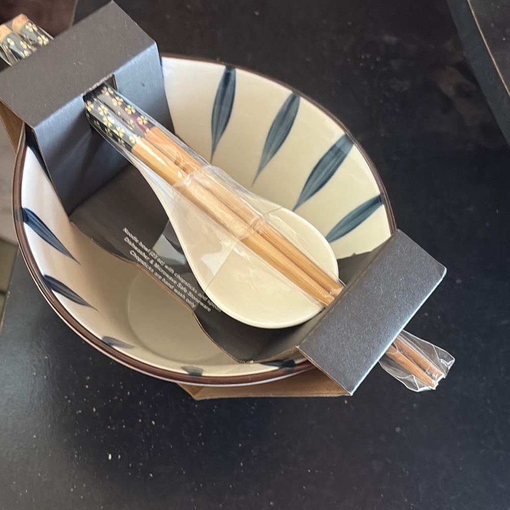 Soup Bowl Set with Chopsticks and Soup Spoon. NWT